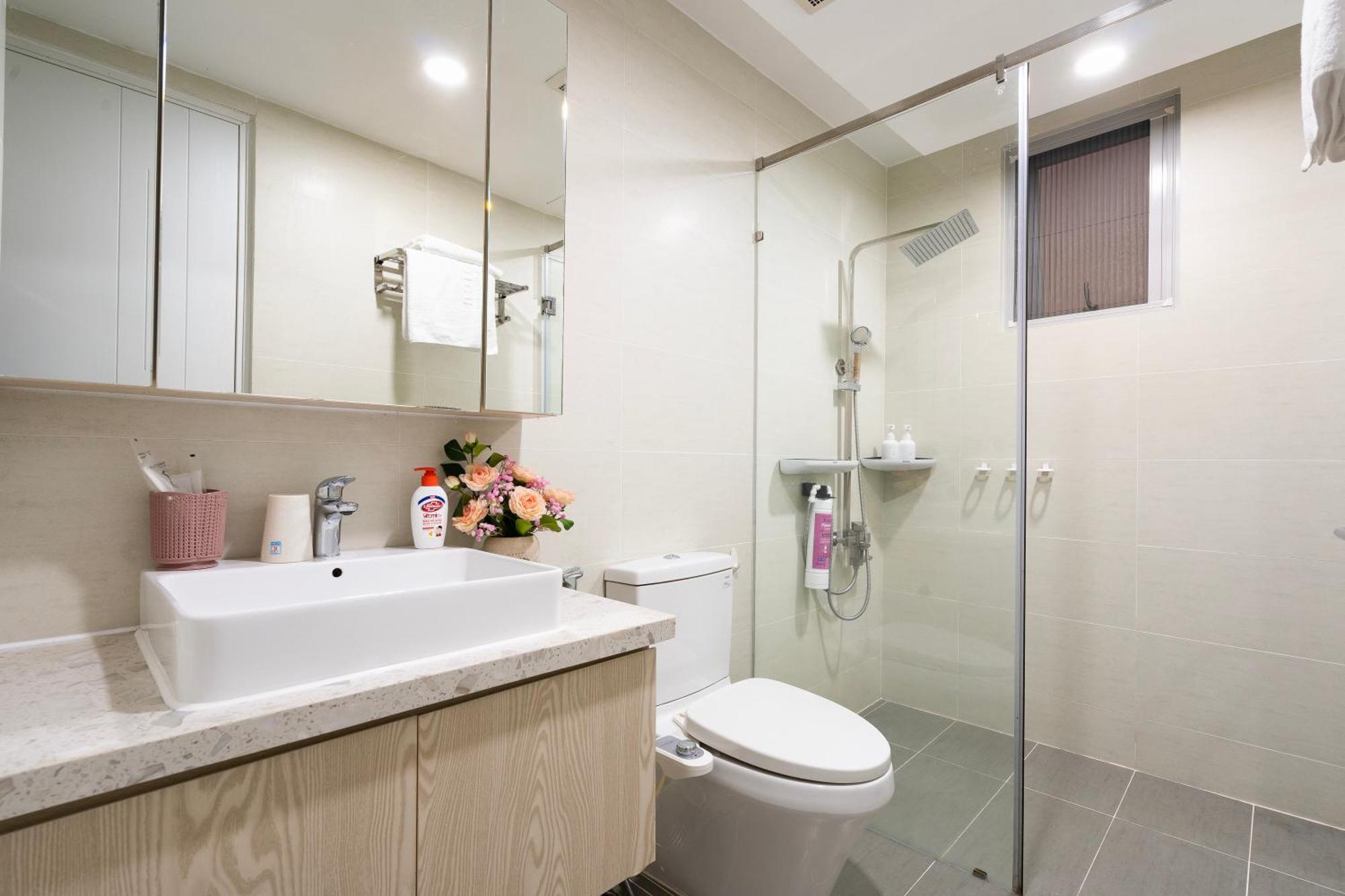 Scenic Valley Serviced Apartment Ho Chi Minh City Exterior photo